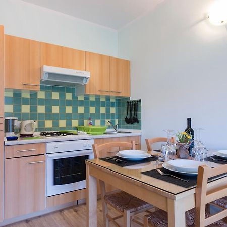 Milos Apartment プーラ エクステリア 写真