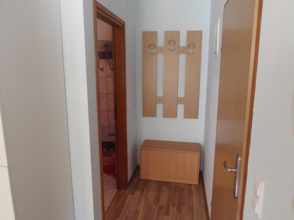 Milos Apartment プーラ 部屋 写真